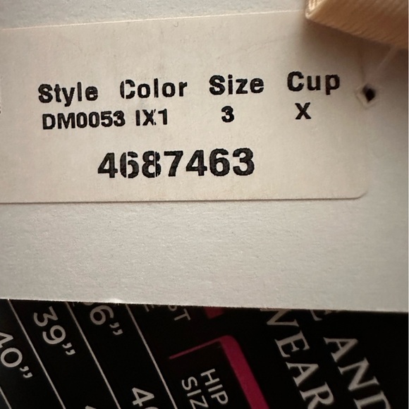 Maidenform Curvy Cooling Shaping Thong Firm Control Beige Plus Size 3X NEW - Picture 5 of 7